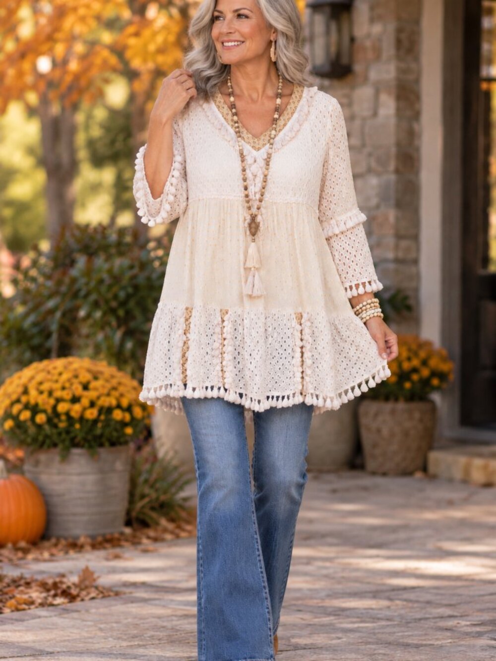 RANEES 3/4 Sleeve V-Neck Eyelet Cream/Gold Textured Tunic NWOT L